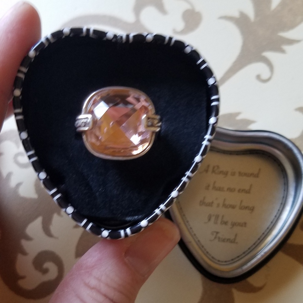 Rose quartz ring